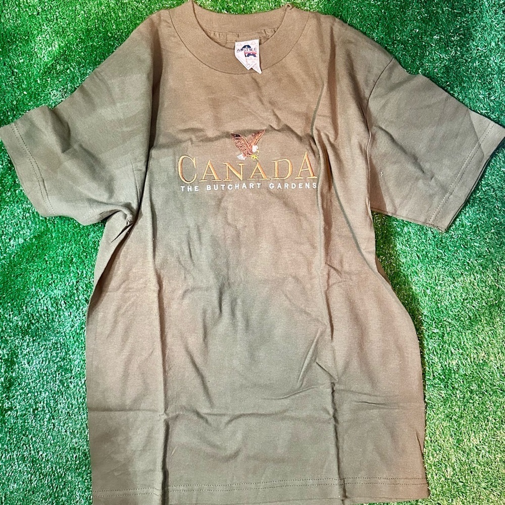 Vintage VTG Canada The Butchart Gardens Green T-Shirt - Picture 2 of 5